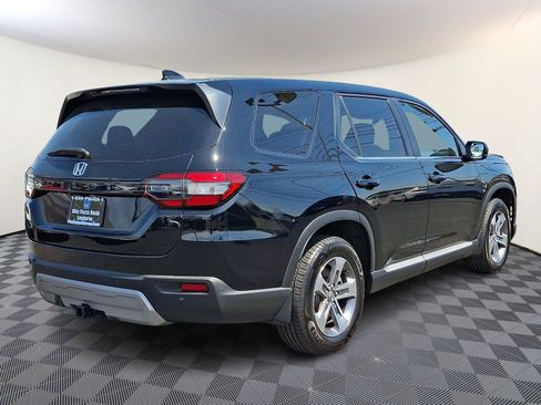 Used 2025 Honda Pilot EX-L image 7