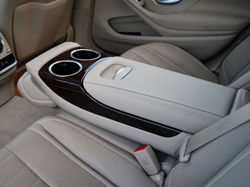 Used 2018 Mercedes-Benz S 560 4MATIC Sedan image 55