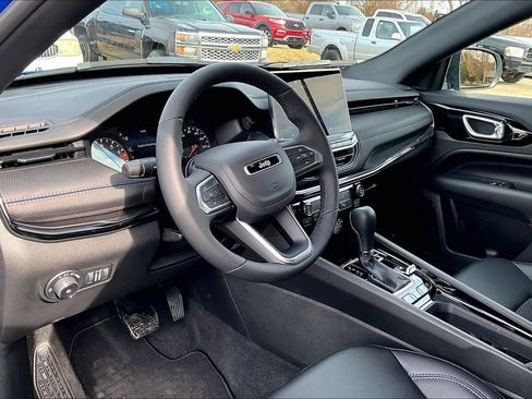 New 2026 Jeep Compass Latitude image 6