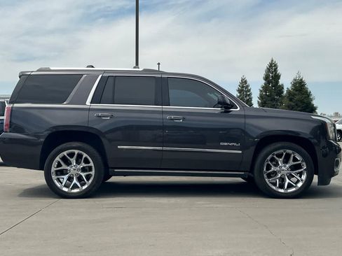 Used 2016 GMC Yukon Denali w/ Open Road Package AWD/4WD image 9
