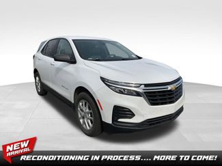 Used 2024 Chevrolet Equinox LS video 1