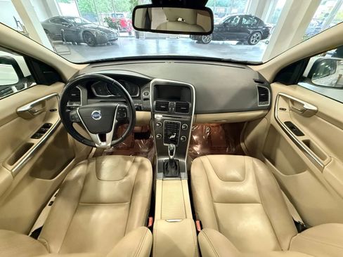 Used 2015 Volvo XC60 T5 Premier FWD image 18