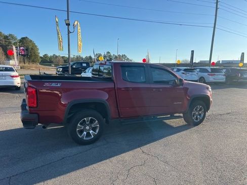 Used 2019 Chevrolet Colorado Z71 image 17