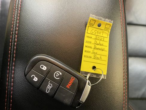 Used 2025 Dodge Durango GT image 49