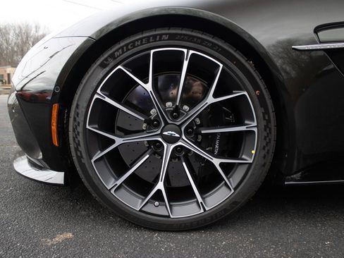 New 2026 Aston Martin V8 Vantage S image 4