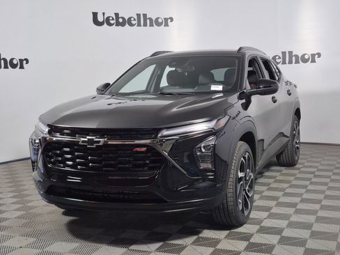 New 2026 Chevrolet Trax LS w/ LS Convenience Package FWD image 3