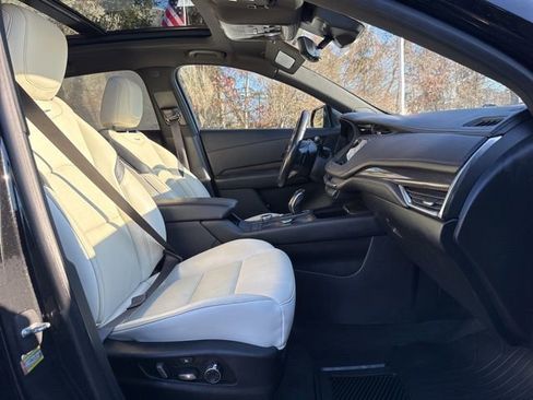 Used 2019 Cadillac XT4 Sport image 25