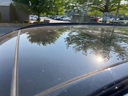 Used 2023 Kia Sorento SX FWD image 8