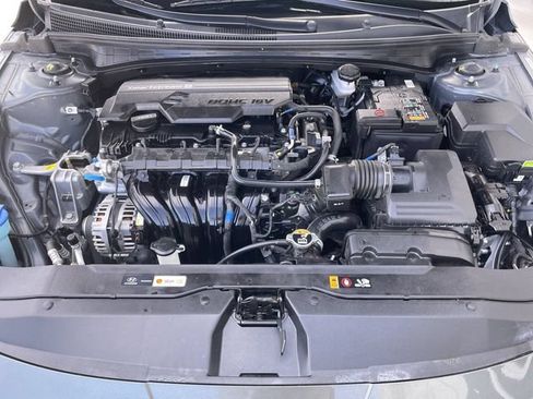 Used 2025 Hyundai Elantra SEL FWD image 26