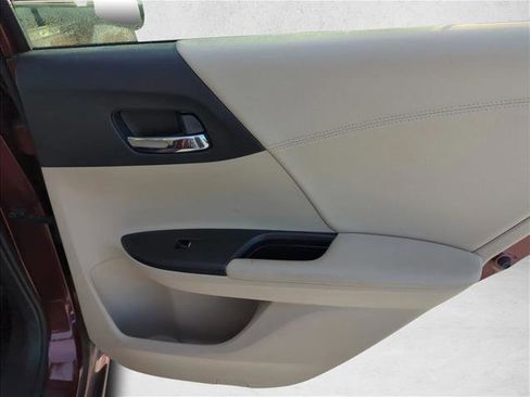 Used 2017 Honda Accord EX-L image 23