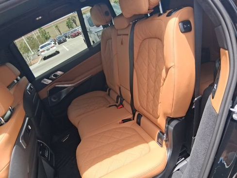 New 2027 BMW X7 xDrive40i w/ Executive Package AWD/4WD image 16