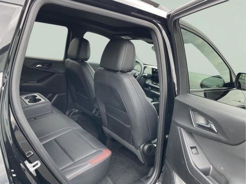 Used 2025 Chevrolet Equinox RS w/ Safety and Technology Package AWD/4WD image 18