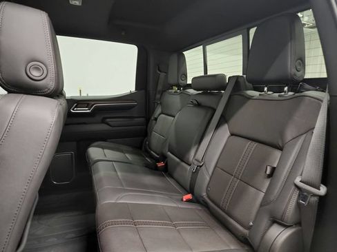 Used 2024 Chevrolet Silverado 1500 High Country w/ Midnight Edition AWD/4WD image 33