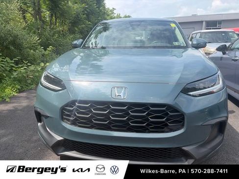Used 2024 Honda HR-V LX image 1