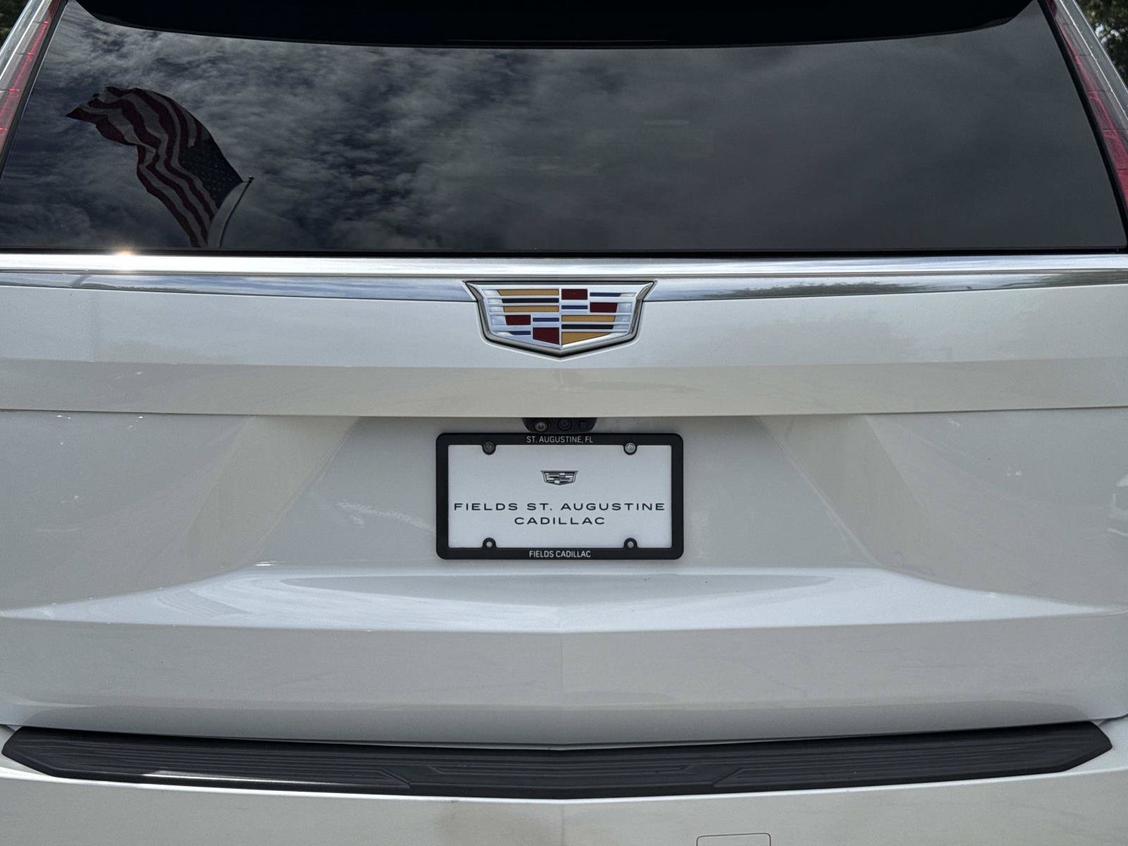 Certified 2024 Cadillac Escalade Premium Luxury AWD/4WD image 10
