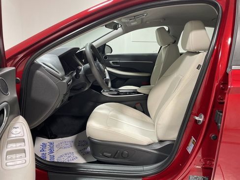 Used 2023 Hyundai Sonata SEL w/ Cargo Package image 17