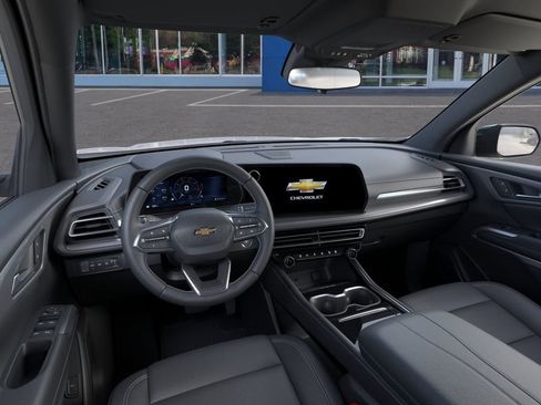 New 2026 Chevrolet Traverse LT w/ LPO, Floor Liner Package AWD/4WD image 15