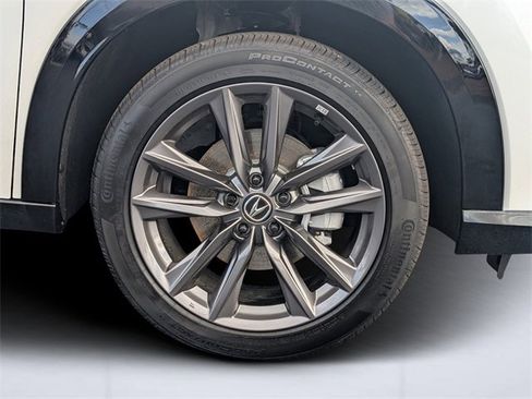 Certified 2025 Acura ADX A-Spec image 11