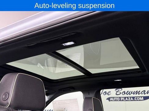 New 2026 Chevrolet Suburban Premier w/ Sun And Tow Package AWD/4WD image 25