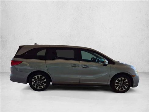 Used 2024 Honda Odyssey EX-L image 4