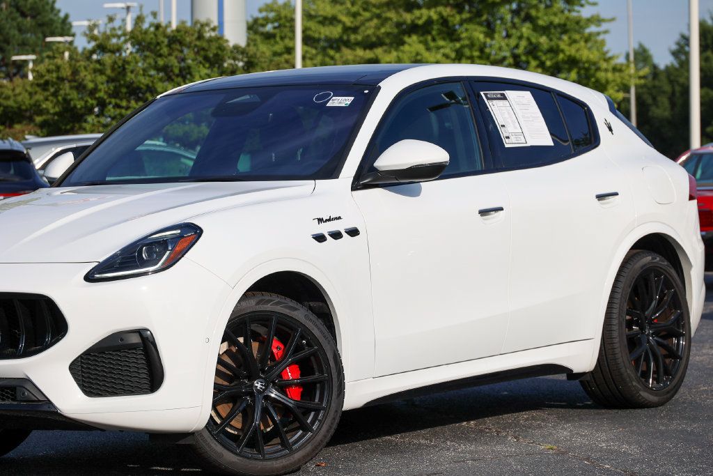 Used 2024 Maserati Grecale Modena AWD/4WD image 20