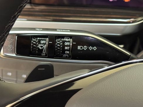 New 2026 Cadillac Escalade Luxury w/ Touring Package image 32