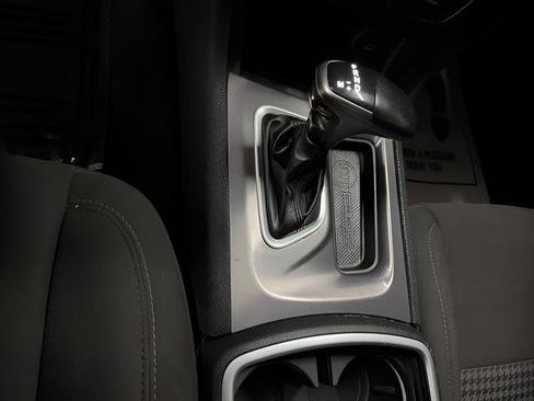 Used 2022 Dodge Charger GT image 17
