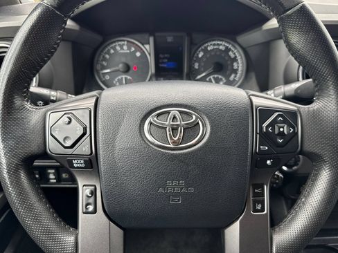 Used 2019 Toyota Tacoma TRD Sport w/ Technology Package RWD image 22