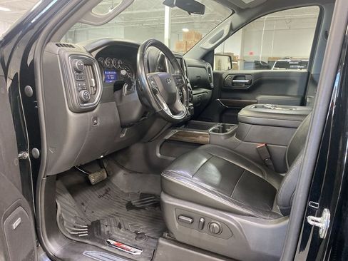 Used 2020 Chevrolet Silverado 1500 LT Trail Boss AWD/4WD image 14