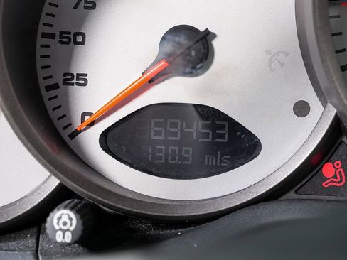 Used 2005 Porsche 911 Carrera S RWD image 12