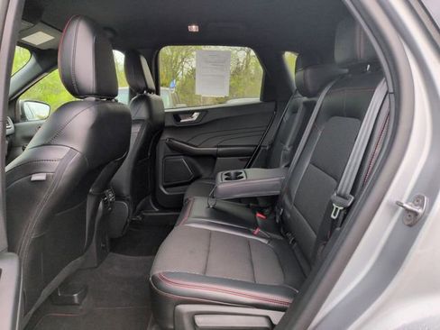 Certified 2023 Ford Escape ST-Line Select AWD/4WD image 35