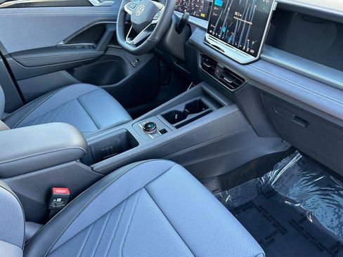 New 2026 Volkswagen Tiguan SE R-Line image 15