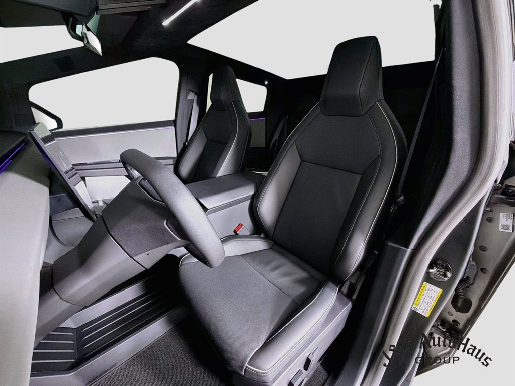 Used 2026 Tesla Cybertruck AWD Crew Cab image 11