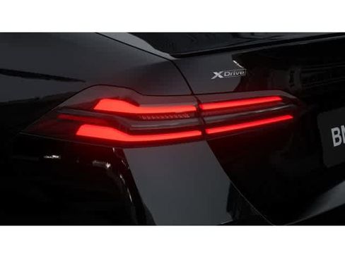 New 2026 BMW 550e xDrive w/ Executive Package image 8