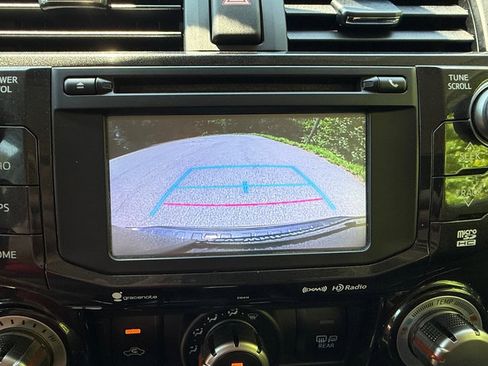 Used 2019 Toyota 4Runner TRD Off-Road AWD/4WD image 21