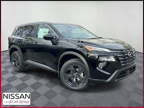 New 2026 Nissan Rogue SV FWD image 1