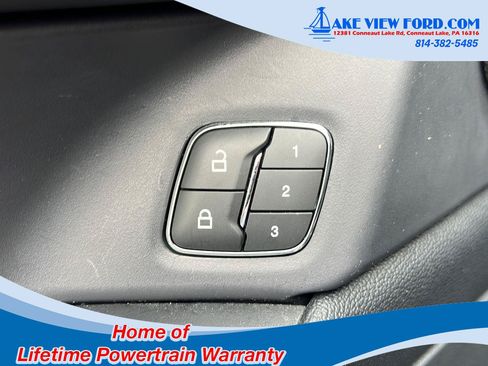 Used 2022 Ford Expedition XLT AWD/4WD image 26