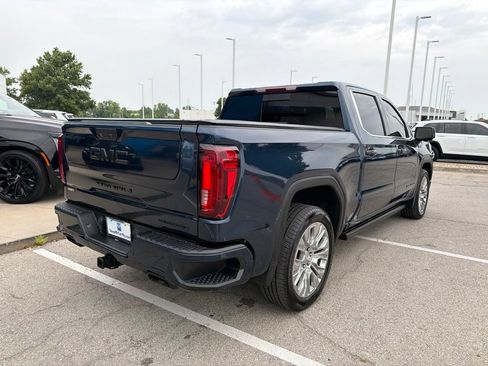 Used 2022 GMC Sierra 1500 Denali w/ Denali Premium Package AWD/4WD image 3