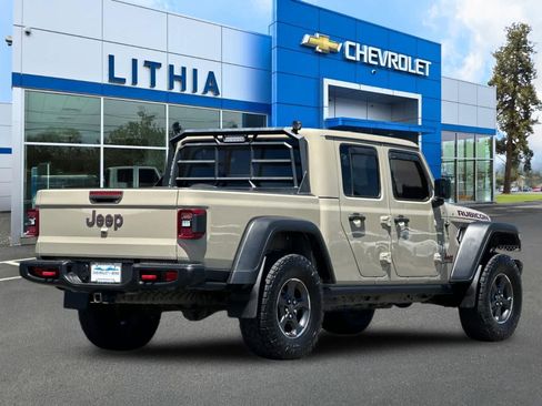 Used 2020 Jeep Gladiator Rubicon AWD/4WD image 2