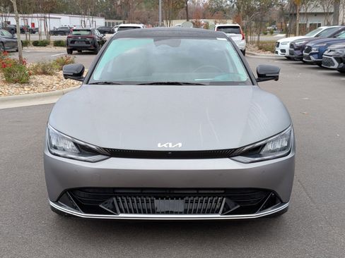 Used 2022 Kia EV6 GT-Line w/ First Edition Package image 8