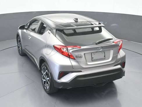 Used 2019 Toyota C-HR XLE FWD image 48