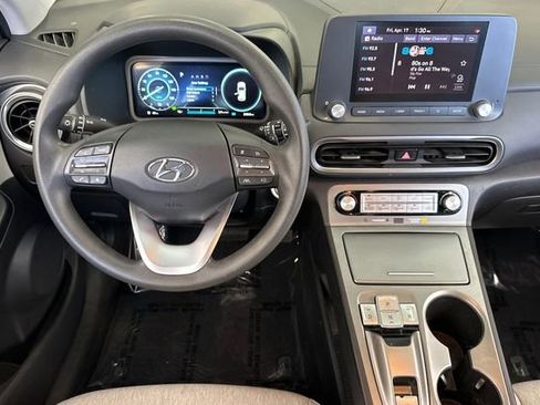 Used 2023 Hyundai Kona SE FWD image 16