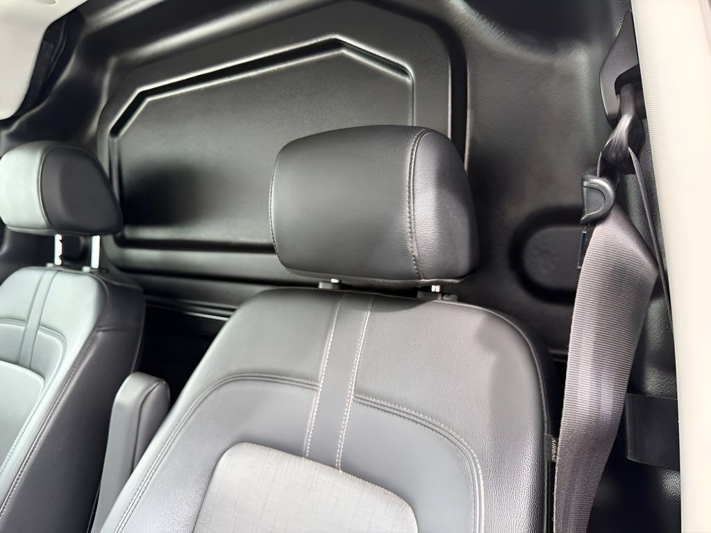 Used 2020 Ford Transit Connect XL FWD image 16