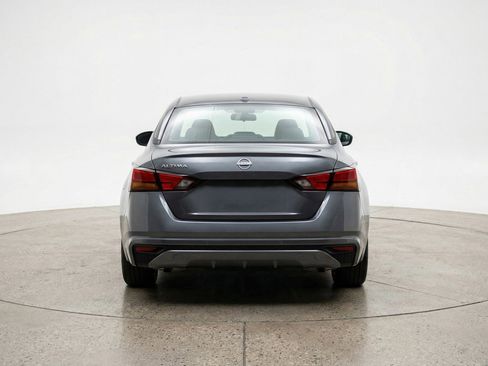Used 2025 Nissan Altima 2.5 SV FWD image 7