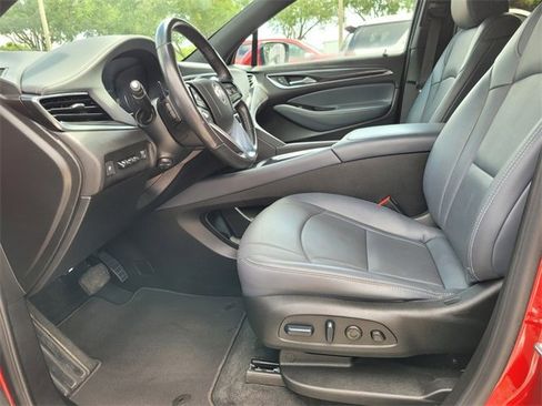 Used 2024 Buick Enclave Premium image 11