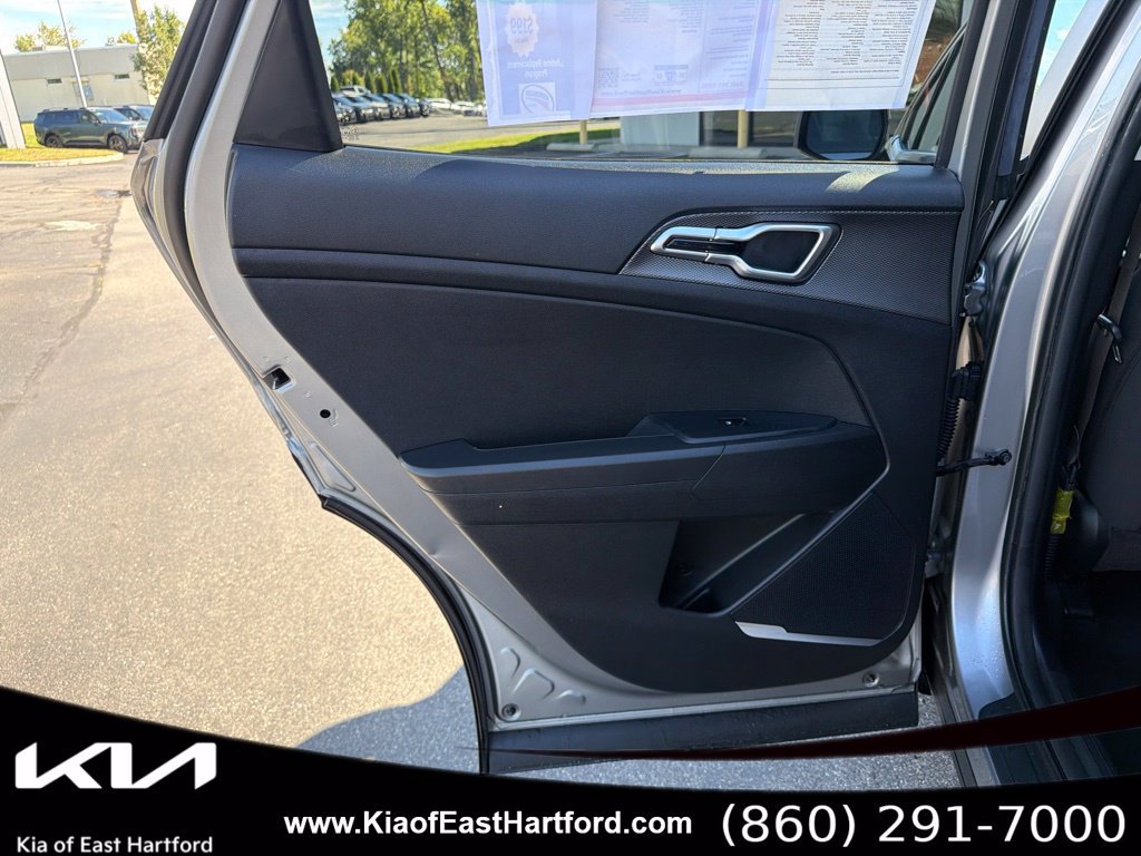 Certified 2023 Kia Sportage LX AWD/4WD image 17