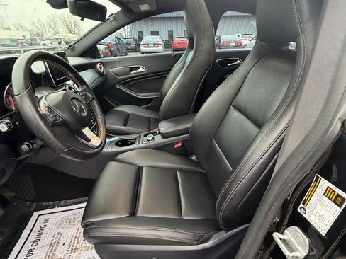 Used 2016 Mercedes-Benz CLA 250 image 21