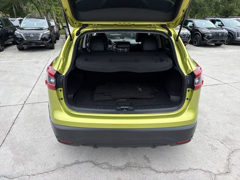 Used 2020 Nissan Rogue Sport SL w/ Premium Package FWD image 35
