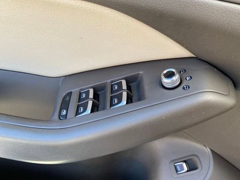 Used 2017 Audi Q5 2.0T Premium w/ Audi MMI Navigation Plus AWD/4WD image 29