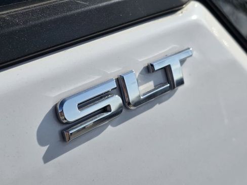 Used 2021 GMC Terrain SLT image 7